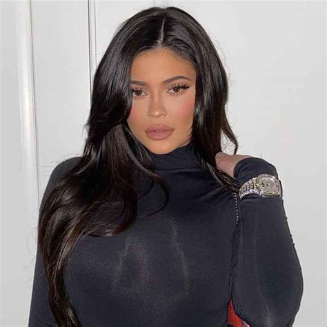 Kylie Jenner Wiki Biography Age Boyfriend Facts And More