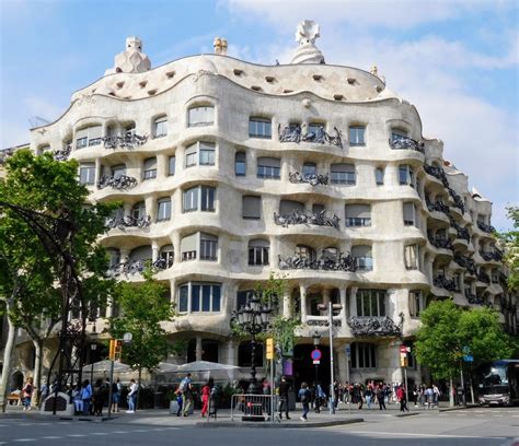 Travel Spain The Best Modernista Buildings In Barcelona