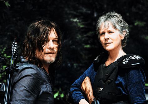 ‘the Walking Dead Daryl And Carol Prepare To Fight A Massive Walker