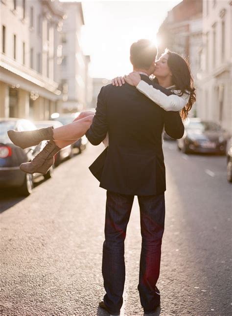 50 unique and really fun date ideas for couples. Couple Anniversary Photo Shoot Ideas | 99inspiration