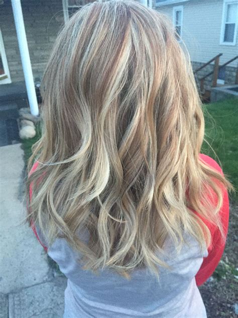 Honey Blonde Highlights With Lowlights Blonde Highlights Blonde Highlights With Lowlights Hair