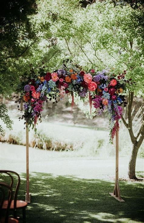 7 Wedding Arches That Will Instantly Upgrade Your Ceremony