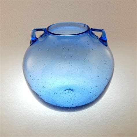 Blenko Pre Designer 68 Handled Sky Blue Vase 1930s 1950s Etsy Vase Blue Vase Blue Glass Vase
