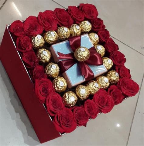 Check spelling or type a new query. Box fleurs Ferrero Rocher | Romantic valentines gift ...