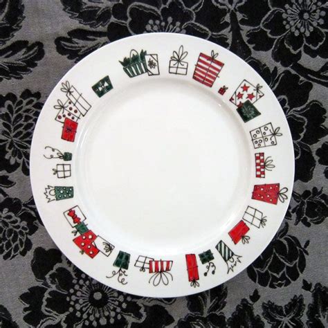 Extra Bits One Of A Kind Ts Christmas Plates Hand Painted