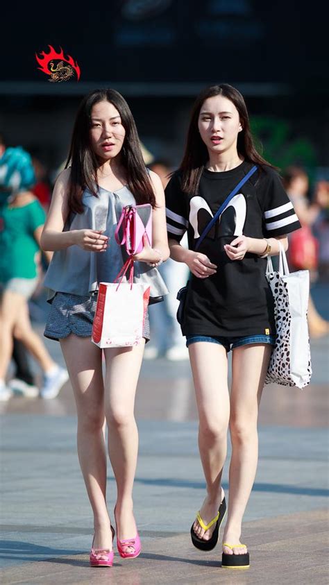 重慶時尚街拍姐妹花 每日頭條