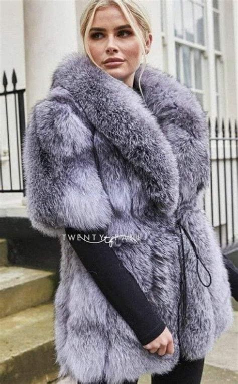 pin by beautiful furs on fox furs 56 real fur coat fur coat coat