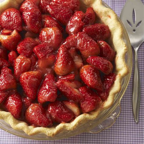 How To Bake Juicy Fruit Pies With A Crisp Crust