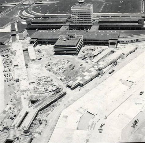 Construction Of New Honolulu International Airport 1962