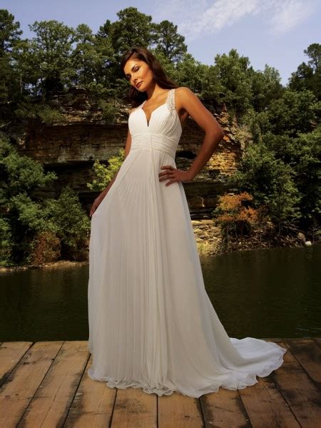 VESTIDOS DE NOVIA PARA BODA EN PLAYA 2013