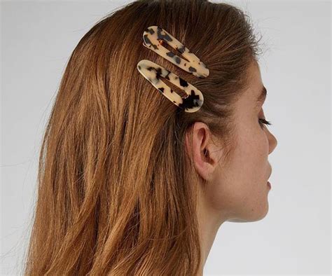 Hair Clips Are The Next Big Beauty Trend In 2019 Elle Australia