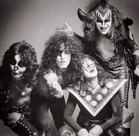 Kiss Hotter Than Hell Foto Session And Outtakes August 18 1974 The