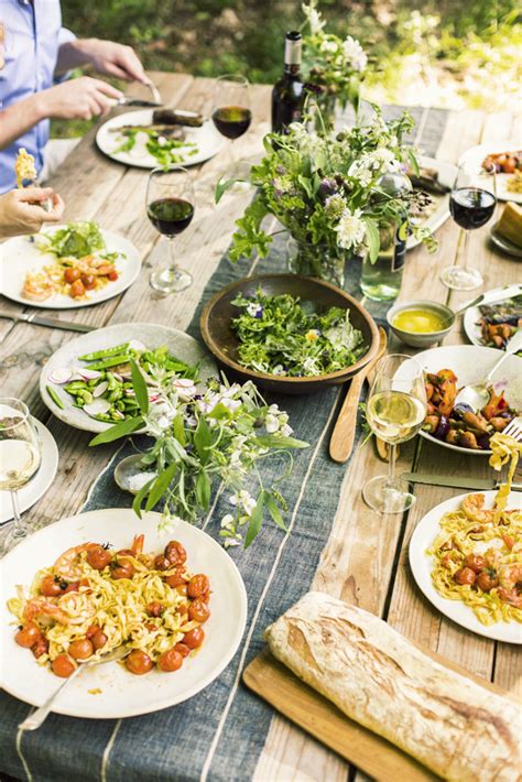 As usual, the recipes chosen were prepared and cooked prior, so, all i had to do on the day, was to tidy the house, set a beautiful table and i allowed an hour to prepare the rest of the meal. SUMMER DINNER PARTY | Ann Street Studio