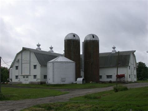 The Jensen Dairy Barn On Highway 2 In Iowa Pictures Of America Iowa