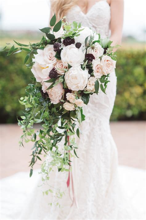 11 Beautiful And Inspirational Bridal Bouquets For Your