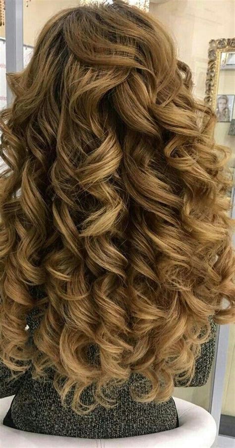 Pin By Tuti Fodrászközvetítő On Various Ringlets Curls For Long Hair