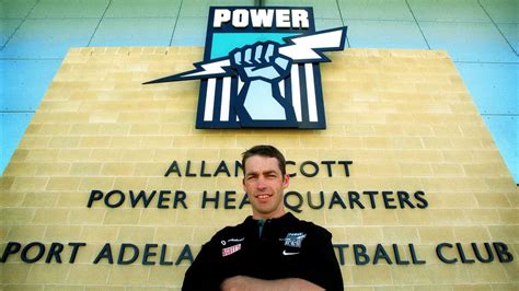 The hawthorn mentor was the mastermind behind one of the greatest teams in living memory, dragging the hawks from the doldrums of mediocrity and transforming them into winners. AFL 2020: Alastair Clarkson punches himself, Port Adelaide pre-season camp, Shaun Burgoyne ...