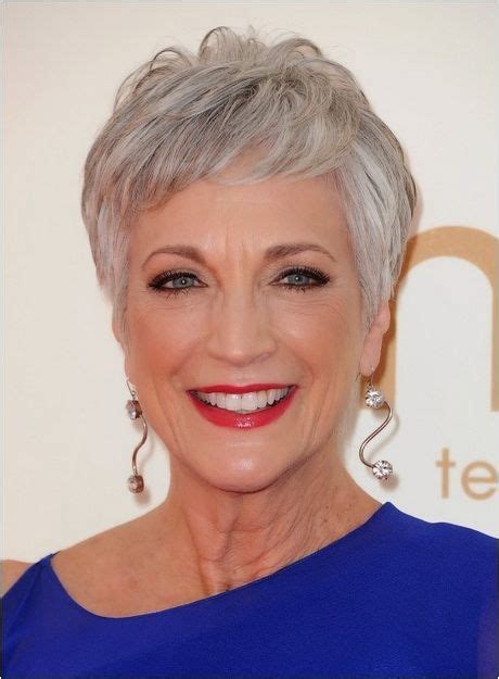 Short Hairstyles For Women Over 70 Years Old Hairstyles 70 Year Old Woman Hair Styles For