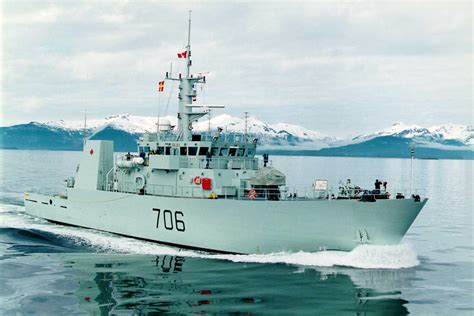 Hmcs Yellowknife Ships Of The Royal Canadian Navy
