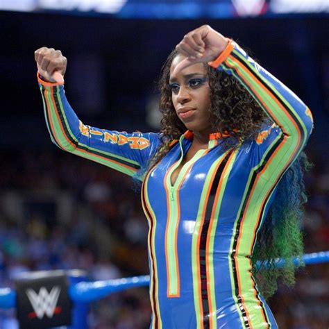 Photos Naomi Continues Newfound Rivalry With The IIconics In Hard