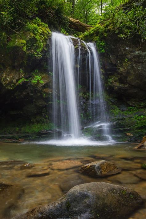 11 Best Waterfall Hikes In The Smoky Mountain Range In 2023 Waterfall