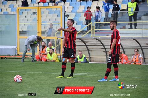 Dalla 10 dell'inter primavera 2014/15 alla 33 rossonera del foggia. Foggia Calcio, Gentile: "Serve più personalità. Sul 2-2 ...