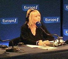 She studied in lyon where she obtained a degree in art history. Julie Leclerc - Wikipedia