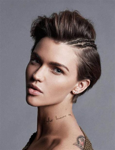 Luckily, the latest rendition of the faithfully divisive business in the front, party in the back. 2021 Short Haircut Trends - 30+ » Trendiem
