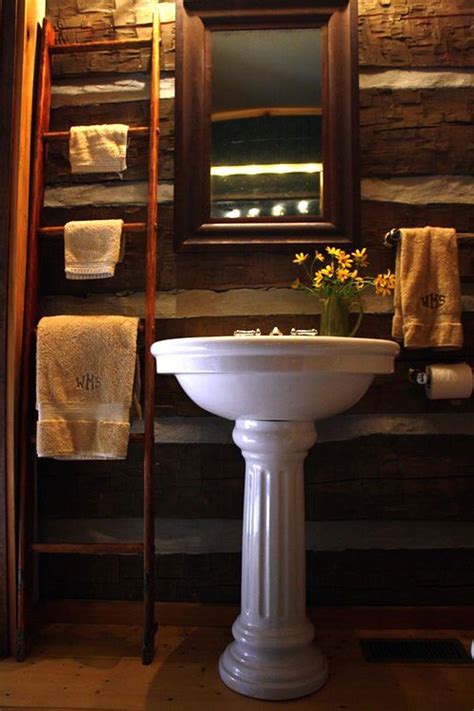 44 the best rustic small bathroom ideas with wooden decor trendehouse rustic cabin bathroom