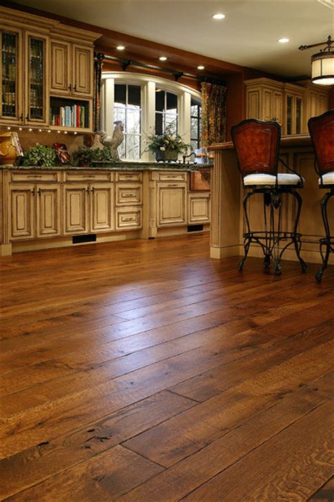 Throughout the 1980s and '90s, oak was a popular choice for kitchen cabinetry in homes across america, and this cabinet material remains in many homes today. White Oak Floors - Live Sawn - Traditional - Hardwood Flooring - other metro - by Allegheny ...