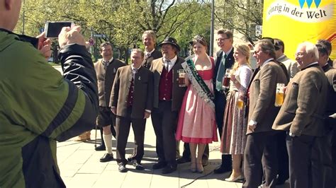 Besten bilder, videos und sprüche und es kommen täglich neue lustige facebook bilder auf debeste.de. BBB Tag des Bieres 170325 - YouTube