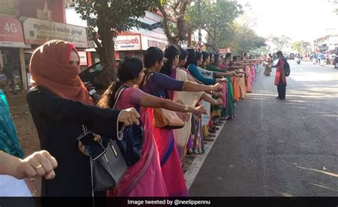 Sabarimala Temple Controversy Women Form Human Chain In Mumbai To