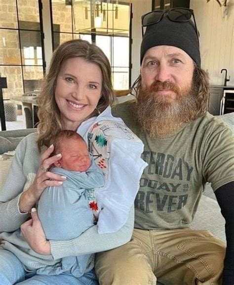“duck Dynastys” Jase And Missy Robertson With Tears In Their Eyes Make The Sad Announcement