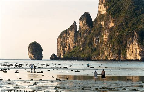 Phoebettmh Travel Thailand Koh Phi Phi Islandswelcome To The