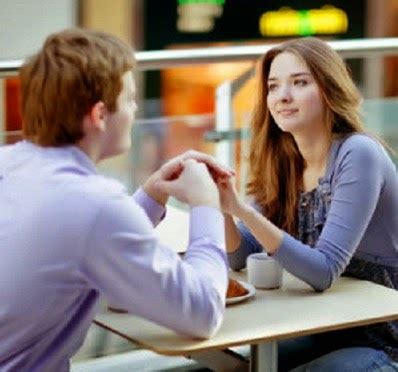 Langkah tepat untuk menarik perhatian wanita yaitu dengan jadi suatu hal yang tidak sama dari lelaki biasanya. 5 Cara Menarik Perhatian Pria