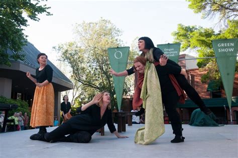Oregon Shakespeare Festivals Green Show Is A Win Win For Audiences And Performers Oregonlive