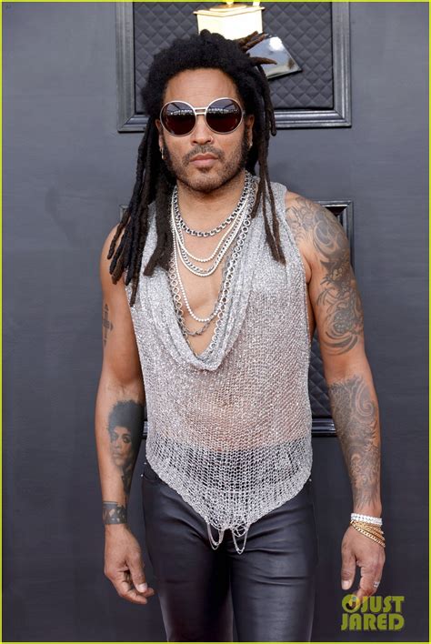Lenny Kravitz Wears A Chainmail Top To Grammys 2022 Photo 4738880