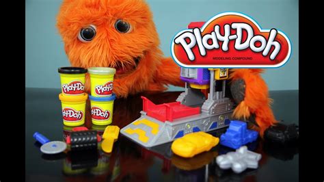 Transformers Play Doh Autobot Workshop Playset Video Review Fuzzy