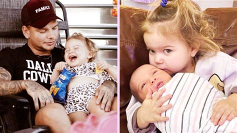 Kane Brown Shares How His 2 Year Old Helps With Her Baby Sister