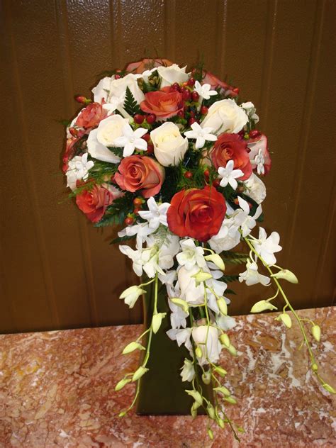 Shop next flowers online with flexible delivery options. Bernardo's Flowers: 50th Anniversary Wedding Bouquets