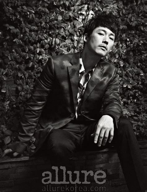 Additional Spreads Of Jang Hyuk In Allure Koreas August Issue Couch Kimchi Jang Hyuk