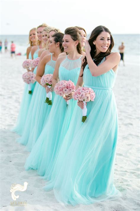 You could easily find all bridesmaid dresses uk at babaroni.co.uk.extraordinary dresses at the most affordable price will make your big day sparkling and memorable. Bright Beachy Naples Wedding ⋆ Nico and Lala