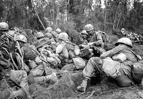Vietnam War 1967 Us Forces Advance Us 1st Cavalry Di Flickr