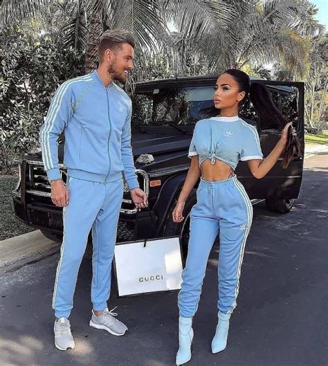 Pin By Shrina Sanchez On Couples Dress Alike Matching Couple Outfits