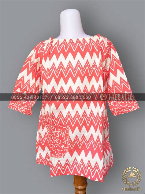 Kain di bagian sampingnya ditarik hingga ke bagian pinggang sebagai variasi. 20+ Inspirasi Model Baju Kembang Anak Perempuan - Maria Space