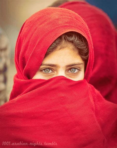 Bondad En Su Mirar Afghan Girl Photojournalism Beautiful Erofound