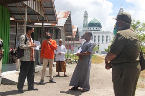 Shalat tarawih berjamaah di masjid, atau shalat sendiri di rumah? Lurah Sabaru : Imbau Shalat Tarawih Di Rumah Masing-Masing ...