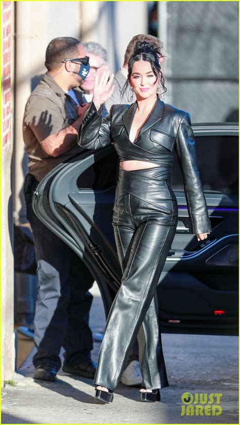 Photo Katy Perry Slips Into Black Leather Outfit For Jimmy Kimmel Live