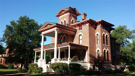 Lyons Twin Mansions Mansions Fort Scott Bed And Breakfast
