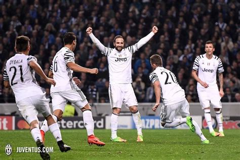 Juventus won 3 direct matches.fc porto won 1 matches.1 matches ended in a draw.on average in direct matches both teams scored a 2.00 goals per match. UCL: el Sevillla y la Juventus despejan su camino a los ...